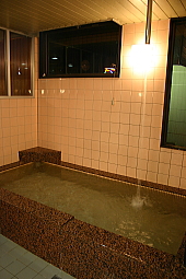 肩こりに効果のある打たせ湯